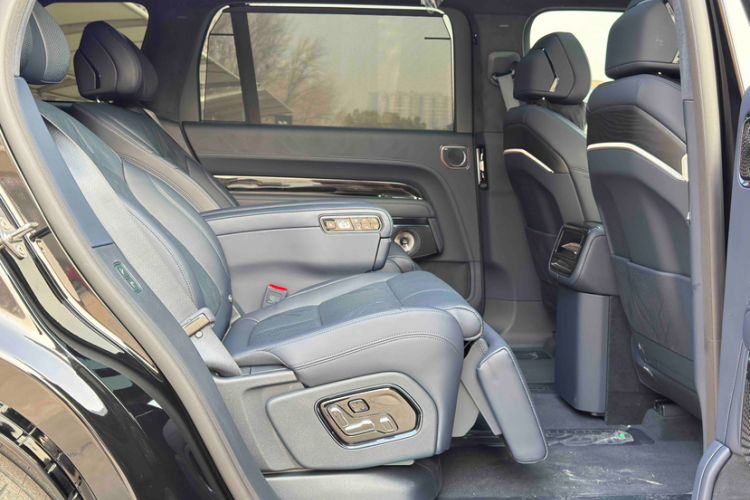 Used Zeekr 9X 2025 Max Edition
