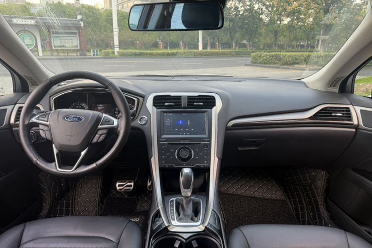 Used Ford Mondeo 2013 2.0L GTDi 200 Fashion Edition
