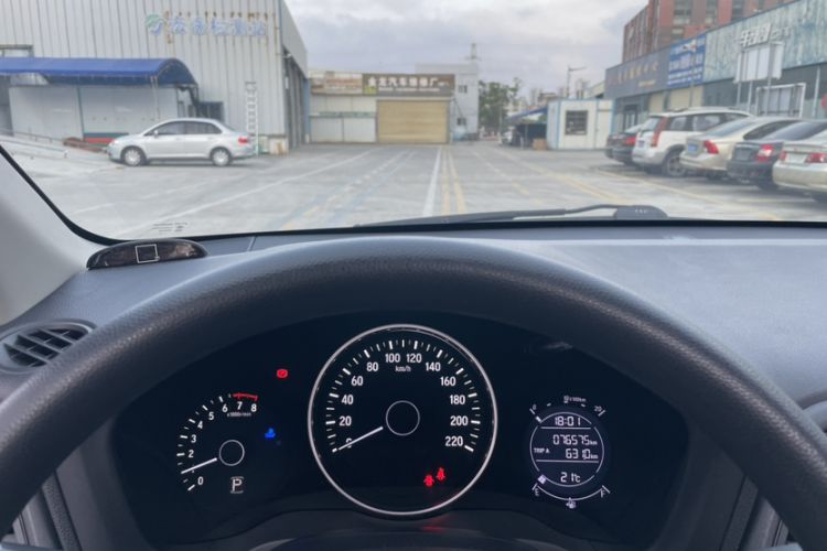 Used Honda Vezel 2017 1.8L CVT Front-Wheel Drive Pioneer Edition