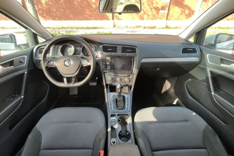 Used Volkswagen Golf 2019 280TSI DSG Comfort Version China VI Standard
