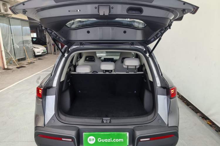 Used BYD Yuan UP 2025 Model 301KM Leading Version