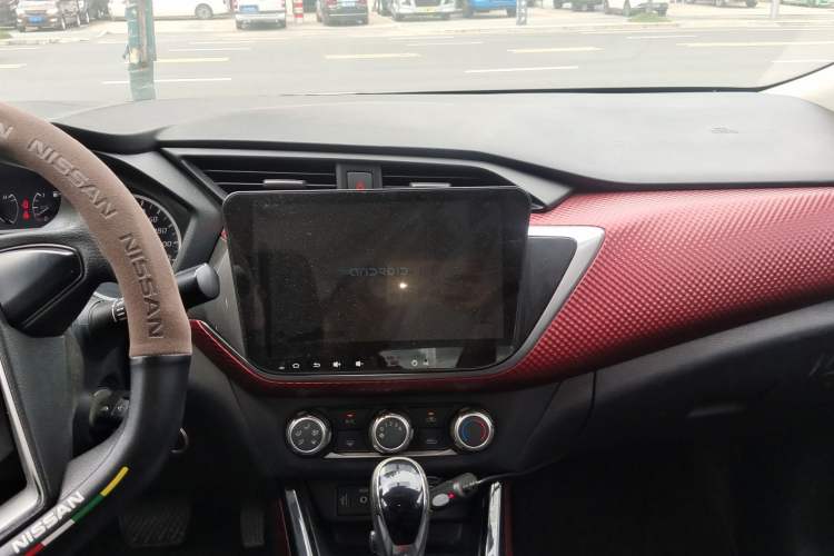 Used Nissan Lannia 2016 1.6L CVT Cool Edition
