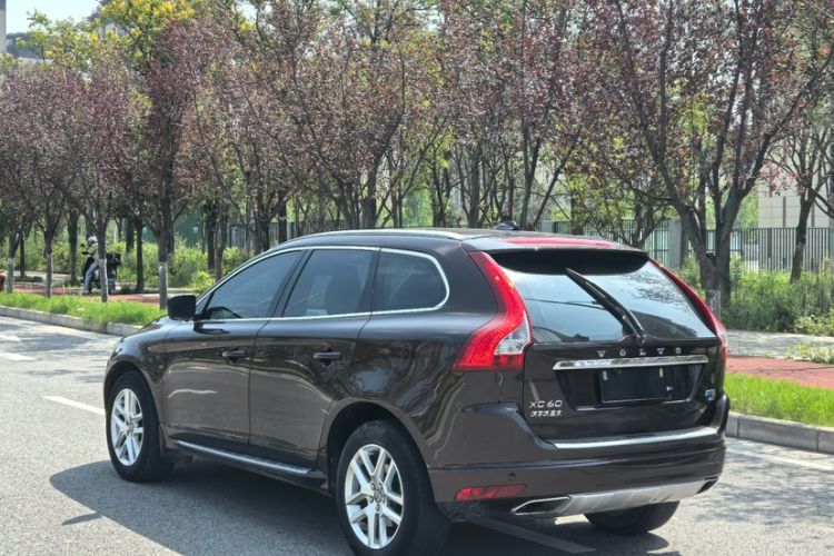 Used Volvo XC60 2017 T5 Smart Upgrade Edition
