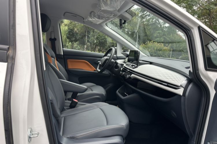 Used Bestune NAT 2023 PRO Comfortable Travel Battery-Swap Version 401km
