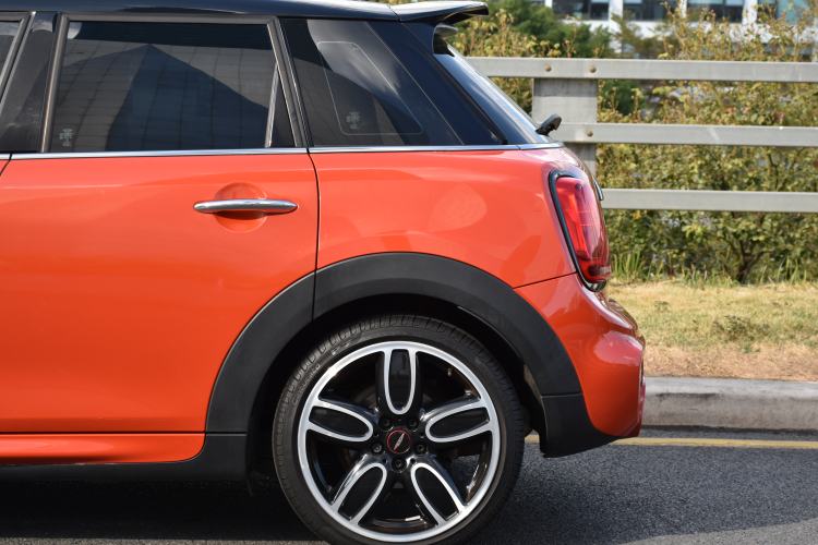 Used  MINI 2019 2.0T COOPER S Racing Edition Five-Door Version