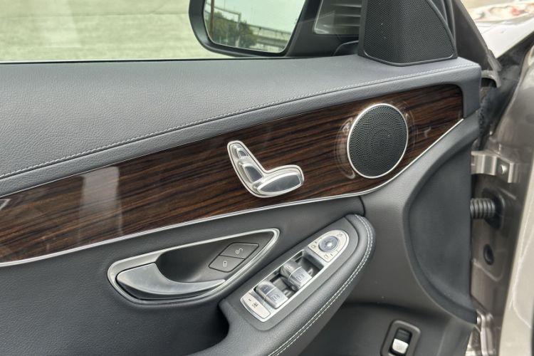 Used Mercedes-Benz C-Class 2021 C 200 L Fashion Model
