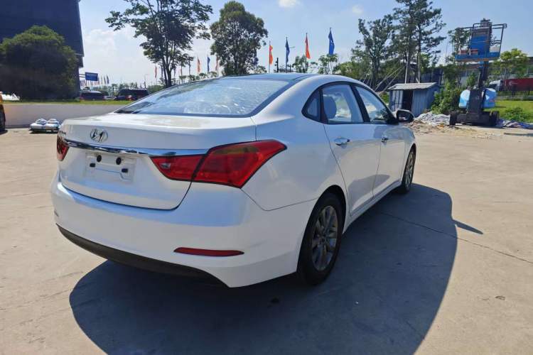 Used Hyundai Mistra 2014 1.8L Automatic Smart GLS
