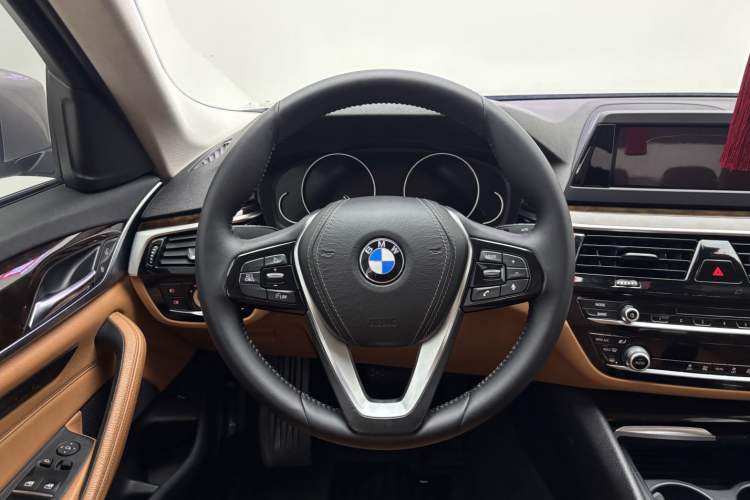 Used BMW 5 Series 2018 528Li Launch Special Edition
