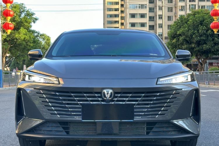 Used Changan Eado 2025 Blue Whale 1.5T 500Bar Prestige Model
