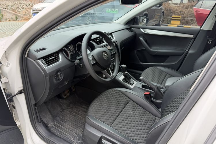 Used Skoda Octavia 2019 TSI280 DSG SmartDrive Luxury Edition China VI
