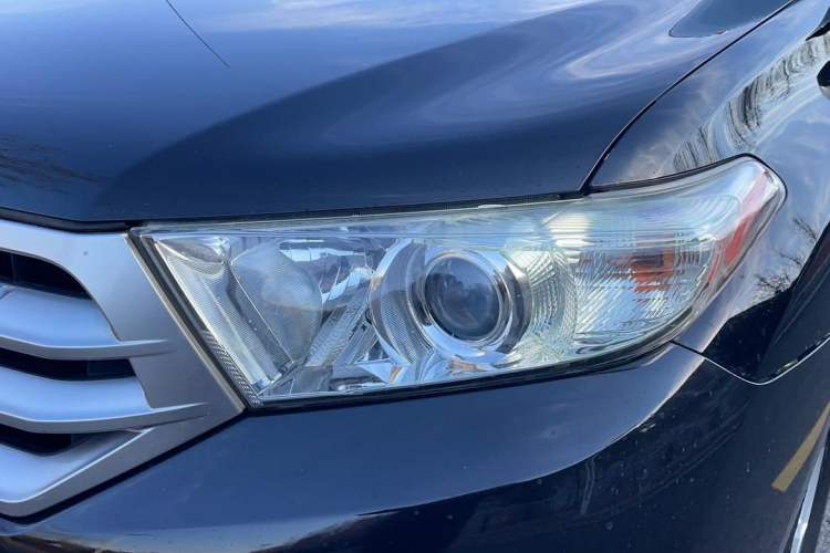 Used Toyota Highlander 2012 2.7L 2WD 5-Seater Elite Edition
