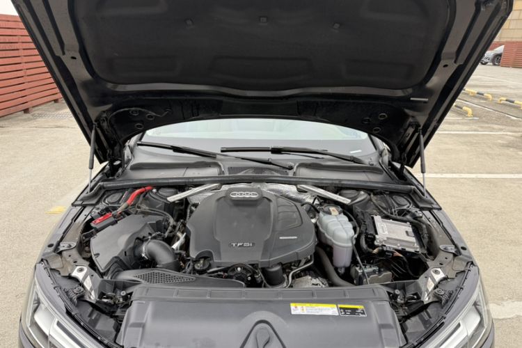 Used Audi A4L 2019 40 TFSI Fashion Edition China VI Emission Standard