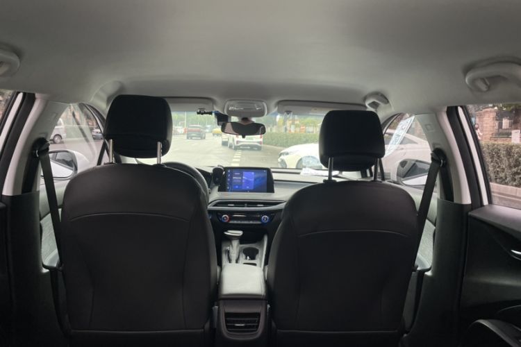 Used Buick Velite 6 2023 Revised Version 430 km Range – Commuter Edition
