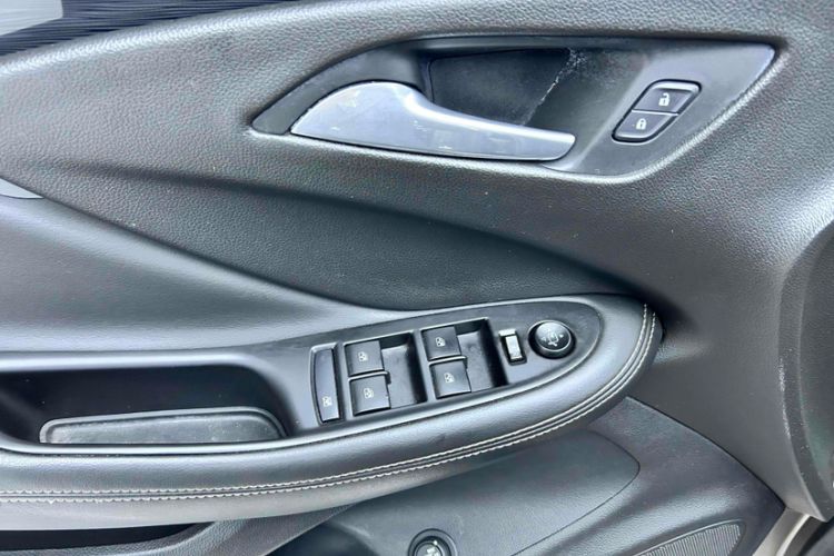 Used Buick Envision 2014 28T Four-Wheel Drive Elite Model
