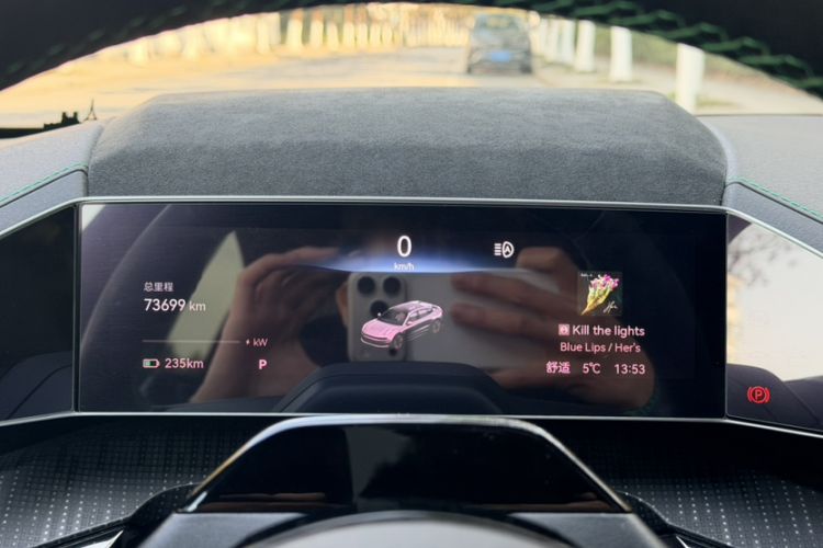 Used Zeekr 001 2022 Ultra-Long Range Dual-Motor YOU Version
