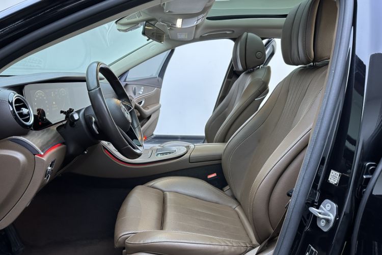 Used Mercedes-Benz E-Class 2021 Facelift E 260 L
