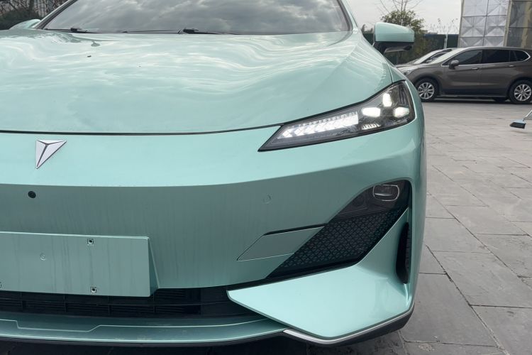 Used  SL03 2023 200Max Range-Extended Version
