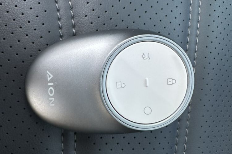 Used AION V 2024 Aion Tyrannosaurus 650 Smart Premium Edition
