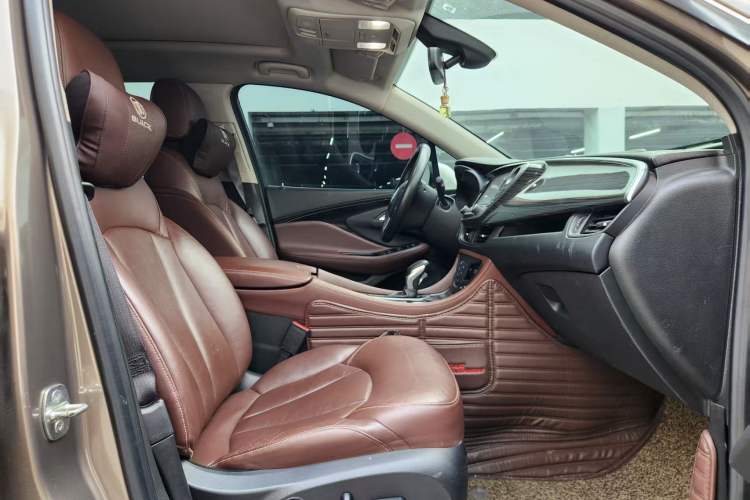 Used Buick Envision 2018 28T Four-Wheel Drive Luxury Model
