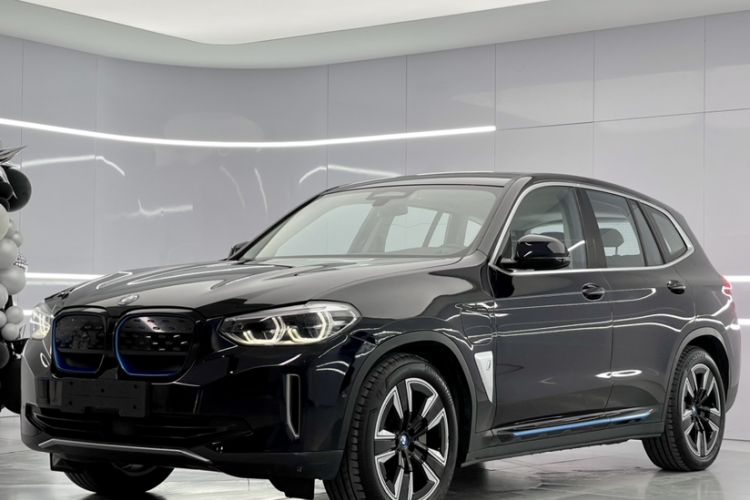 Used BMW iX3 2021 Leading Model
