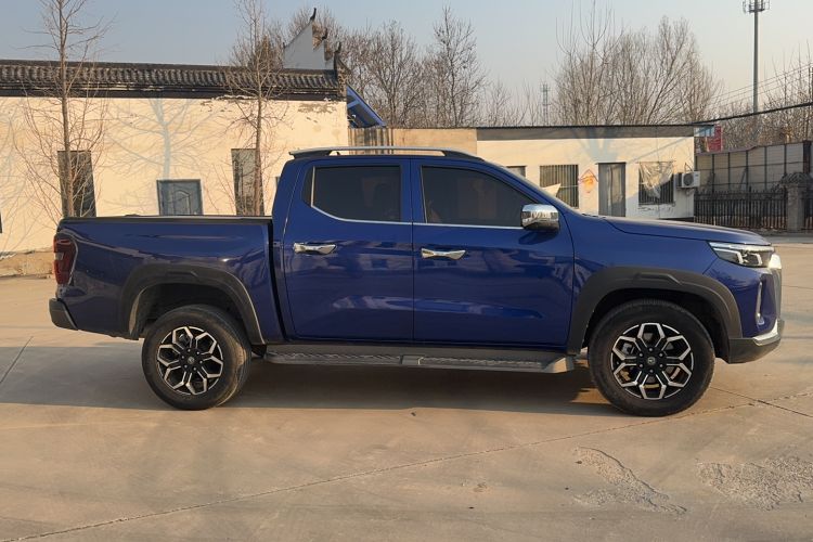 Used Changan Lantop 2023 2.0T Automatic 4x4 Gasoline Flagship Standard Cab
