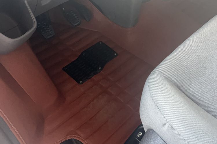 Used Ford Transit 2019 2.0T Gasoline Multi-Function Commercial Vehicle Short Wheelbase Mid-Roof 6-Seater China VI Standard