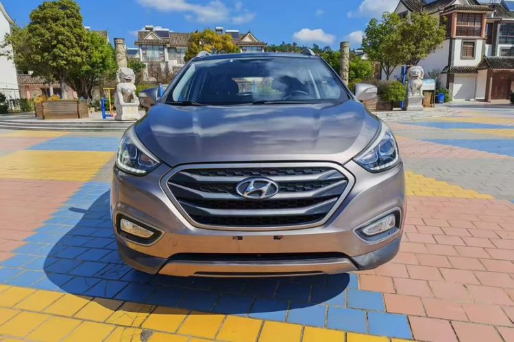 Used Hyundai ix35 2013 2.0L Automatic Two-Wheel Drive Smart GLS China IV Standard