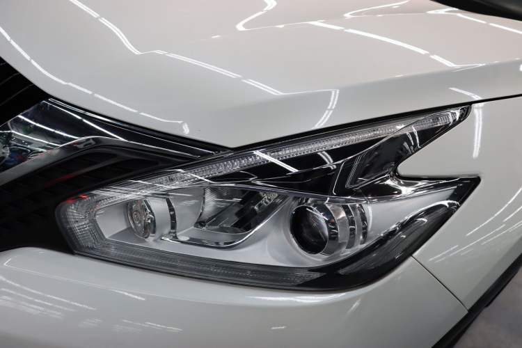 Used Nissan Murano 2021 2.5L XL Two-Wheel Drive Smart Connect Luxury Edition