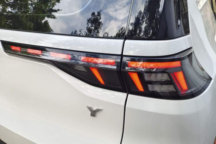 Used AION Y 2021 70 Intelligent Dynamic Edition
