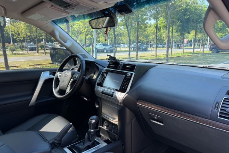 Used Toyota Prado 2018 3.5L Automatic TX
