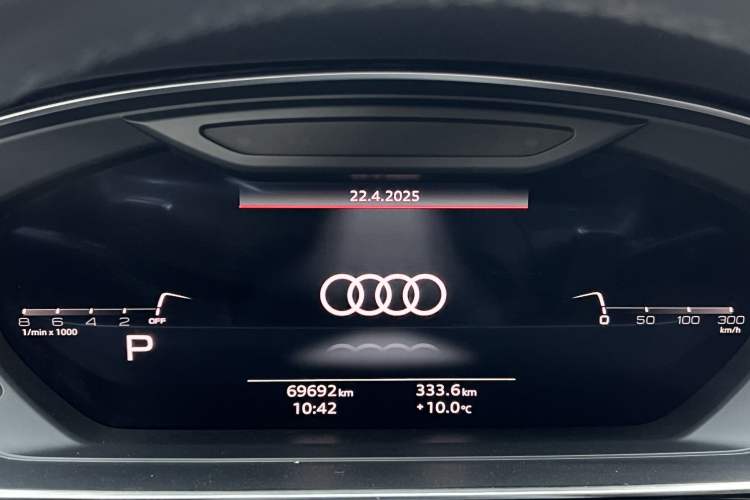 Used Audi A8 2022 A8L 50 TFSI quattro Comfort Edition Collector's Model
