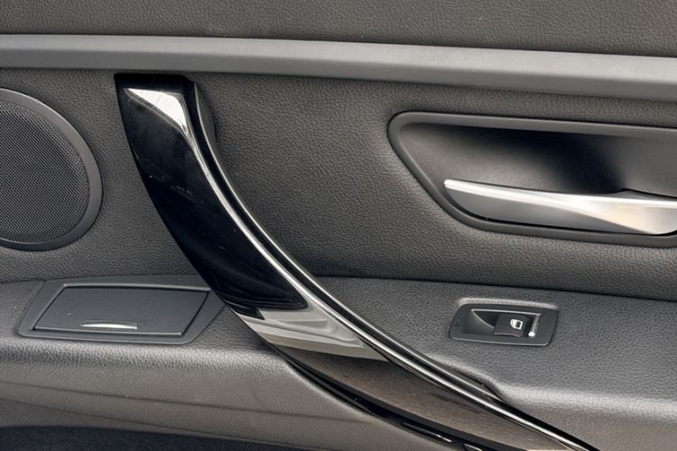 Used BMW 3 Series 2016 320Li Ambition Model
