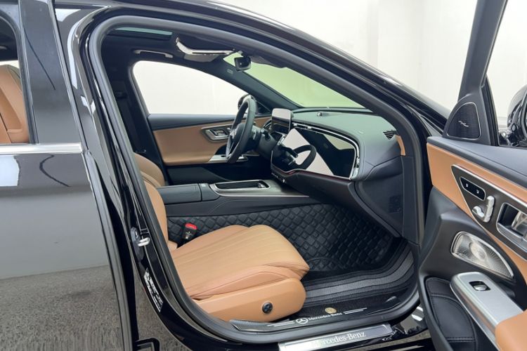 Used Mercedes-Benz E-Class 2025 E 300 L Luxury Model