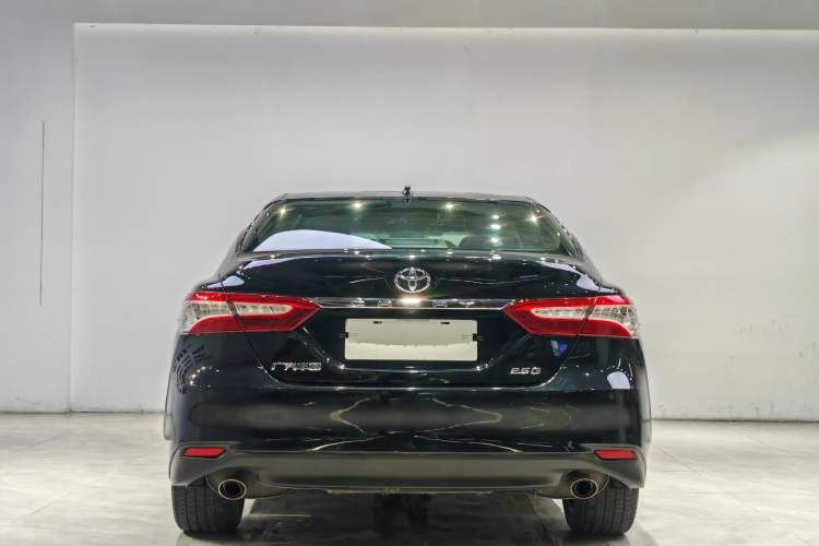 Used Toyota Camry 2021 2.5G Luxury Edition
