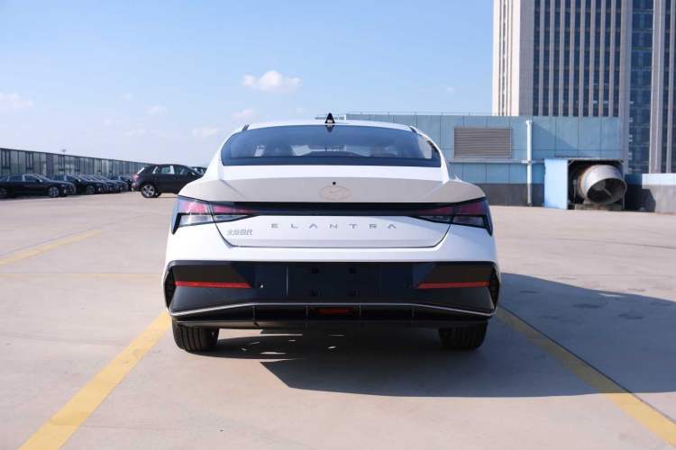 Used Hyundai Elantra 2023 1.5L CVT GLX Elite Edition
