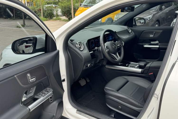 Used Mercedes-Benz GLA 2020 GLA 200
