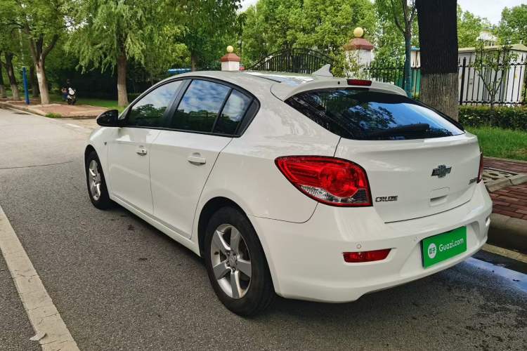 Used Chevrolet Cruze 2015 1.5L Classic SL MT
