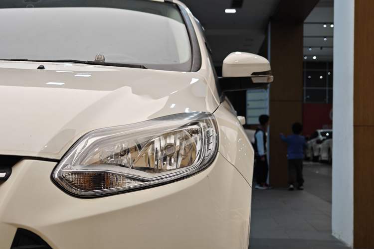 Used Ford Focus 2015 Hatchback 1.6L Automatic Fashion Edition