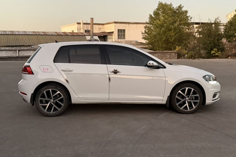 Used Volkswagen Golf 2020 200TSI DSG Comfortable and Ambitious Edition