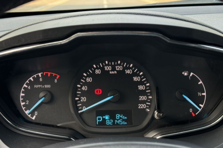 Used Ford Escort 2015 1.5L Automatic Fashion Model
