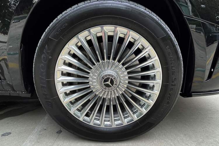 Used Mercedes-Benz Vito 2023 2.0T Elite Version 7 Seats