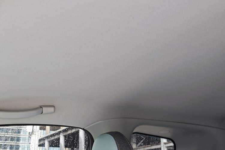 Used Chery Little Ant 2022 Revised Version Sweet Pink Edition Half-Sugar Version Lithium Iron Phosphate 30.7 kWh 30 kW 301 km
