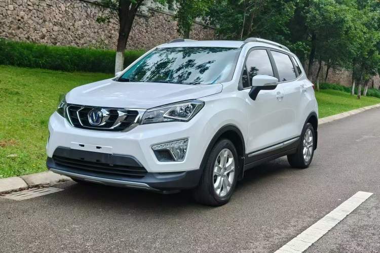 Used Changan CS15 2016 1.5L Manual Fashion Edition
