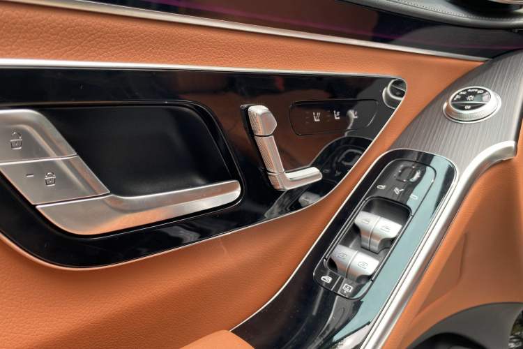 Used Mercedes-Benz S-Class 2024 Restyled S 400 L Business Version
