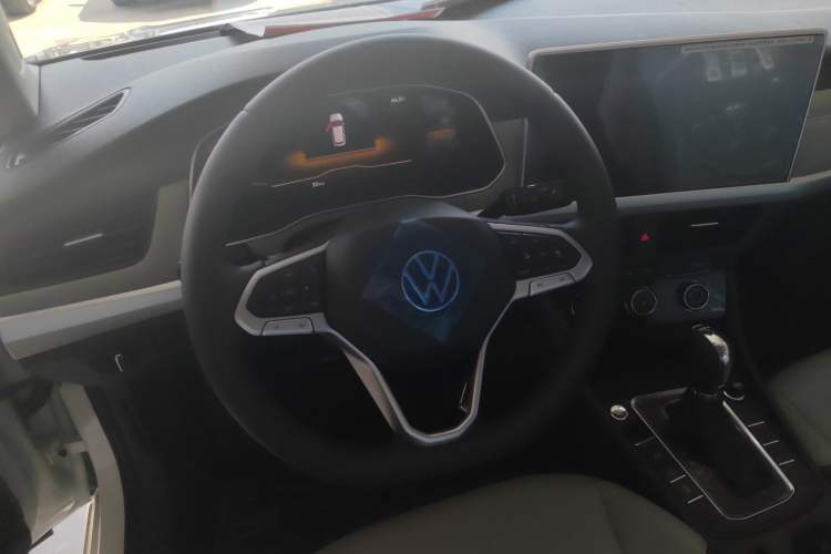 Used Volkswagen Bora 2025 200TSI DSG Enjoy Driving Navigation Edition
