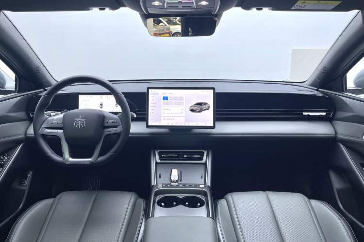 Used BYD Qin L 2025 EV 545KM Beyond Version
