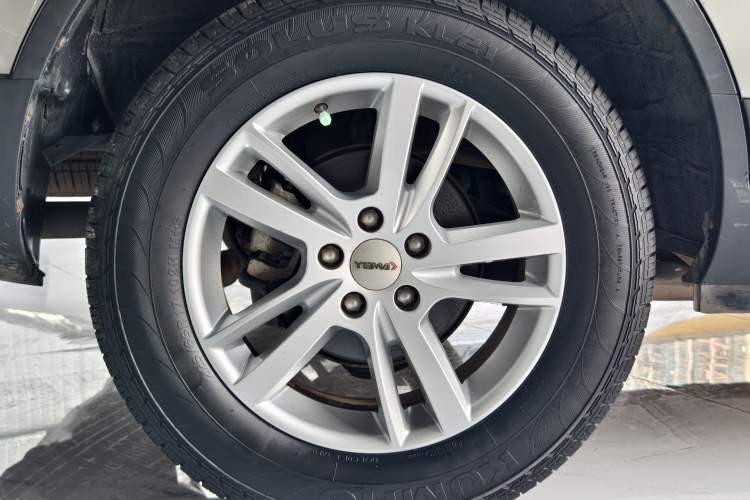 Used Yema T70 2015 Revised 1.8T CVT Elegant Version
