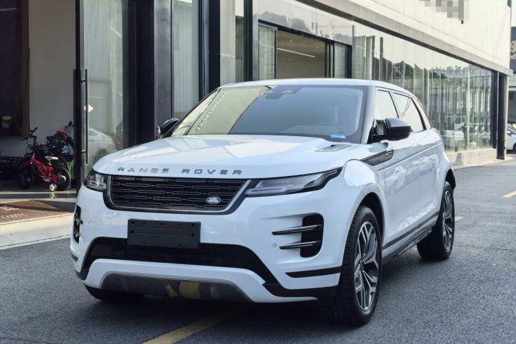Used Land Rover Range Rover Evoque 2024 Aurora L 249 PS Prestige Light-Chasing Edition