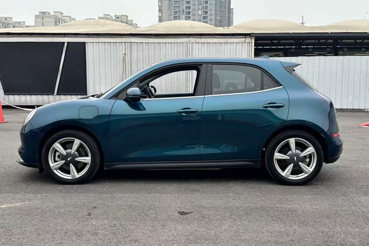 Used ORA Good Cat 2023 401 km Standard Range Prestige Version Lithium Iron Phosphate
