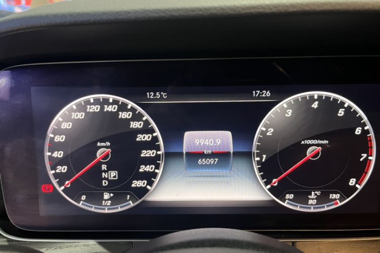 Used Mercedes-Benz E-Class 2018 Facelift E 200 L Sport Edition